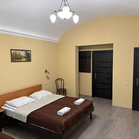 Tsisar Bankir Hotel Lviv