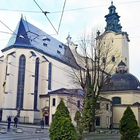 Hotell Tsisar Bankir Lviv