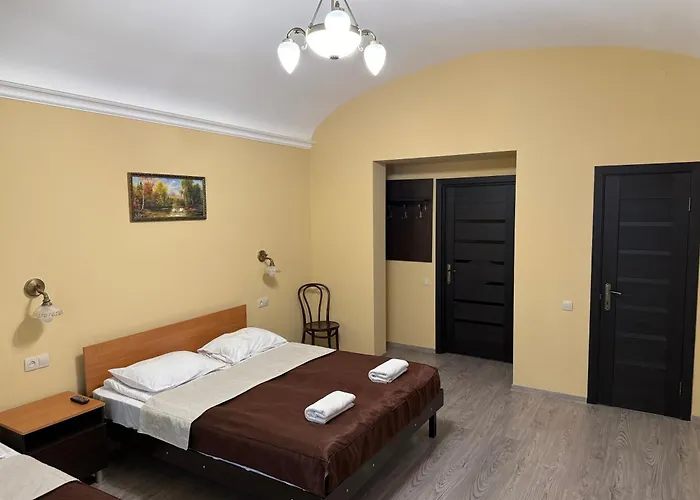 Tsisar Bankir Hotel Lviv