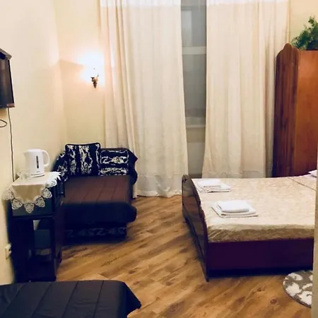 Hotel Готель Цісар Банкір 2*