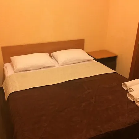 席萨尔班吉尔酒店 利沃夫
