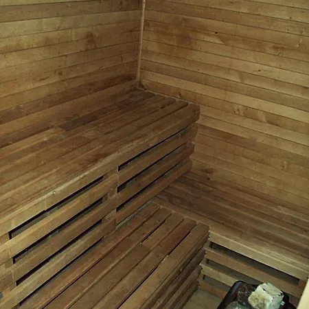 席萨尔班吉尔酒店 利沃夫