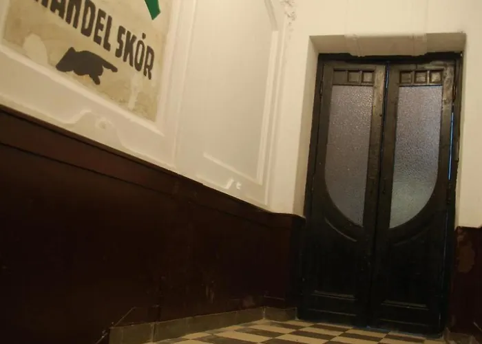 Hotel Tsisar Bankir Leópolis