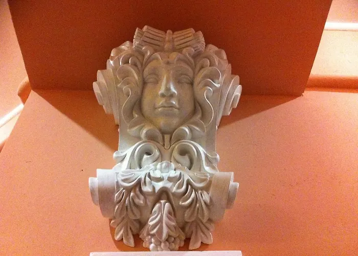 فندق Tsisar Bankir